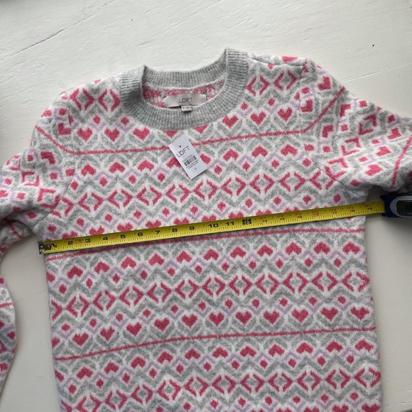 Loft heart sweater. - Picture 11 of 12